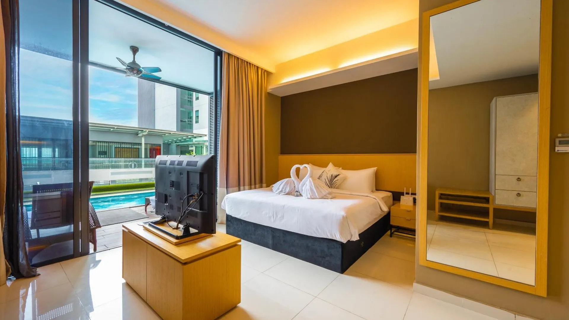 Greystone 99 Suites Malacca Apartment